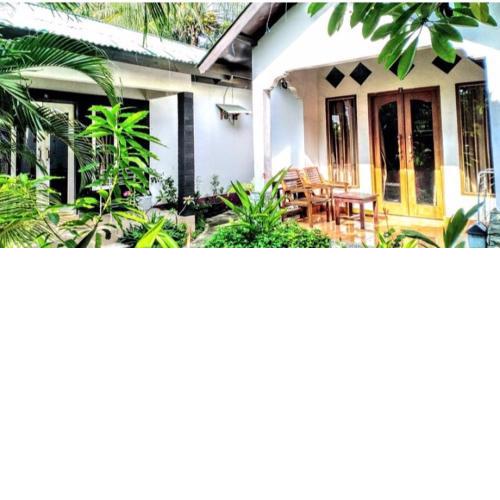 Yayan Bungalow