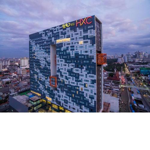 YELLO Hotel Harmoni