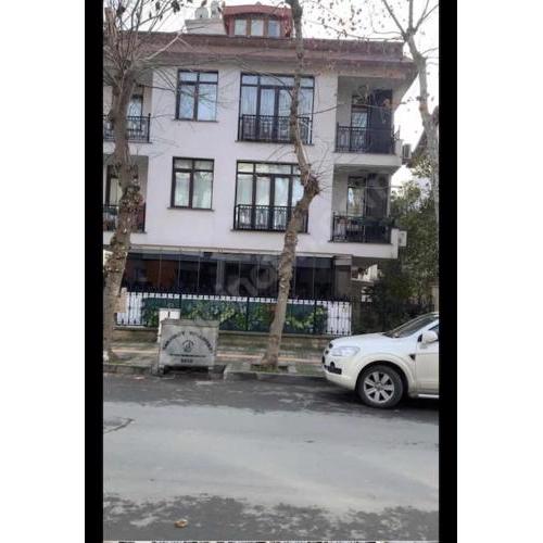 Yesilkoy sahilde hastane yakininda