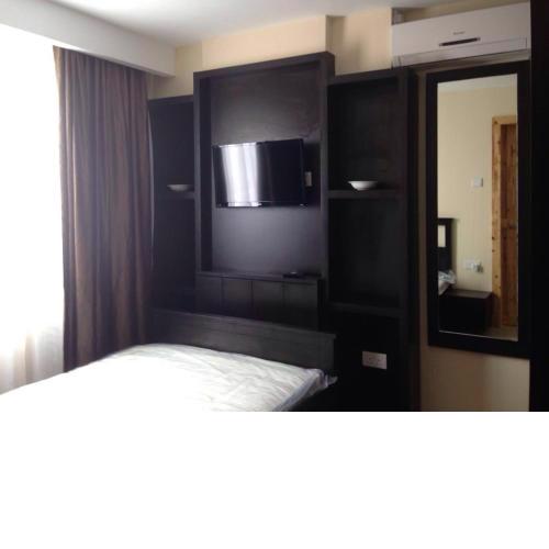 YNT 2 Bedroom Apartment with city View