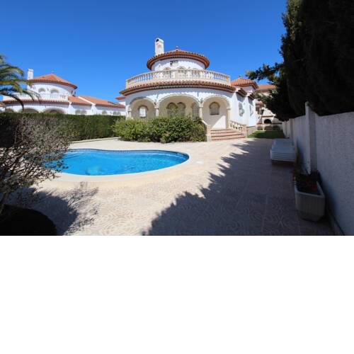 Yors Villa Cadis 82
