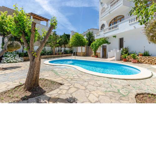 YourHouse La Cabanya 3 apartamentos de playa near Cala Ratjada