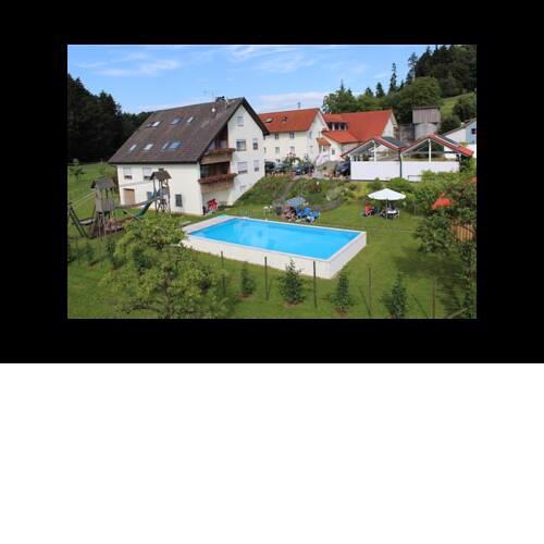 Zapfs Bauernhof Lilie