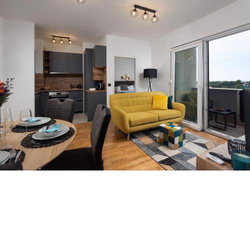 Zara Sunset Apartment