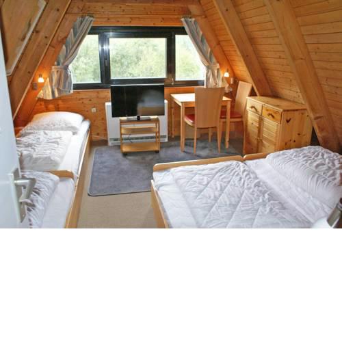 Zeltdachhaus mit TV im Schlafzimmer - strandnah und ruhig