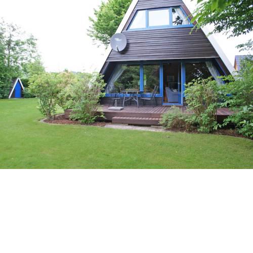 Zeltdachhaus mit WLAN und grosser Terrasse