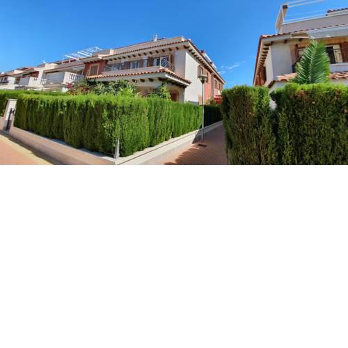 Zeniamar Top Floor Apartment