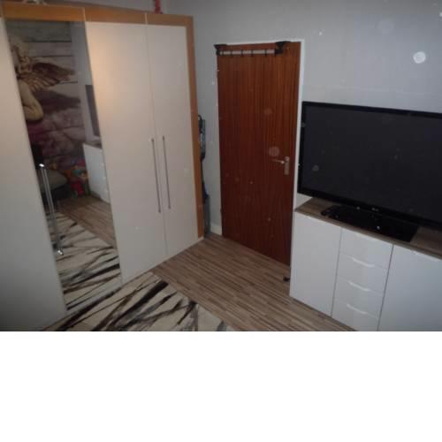 Zimmer Laatzen in geteilter Wohnung