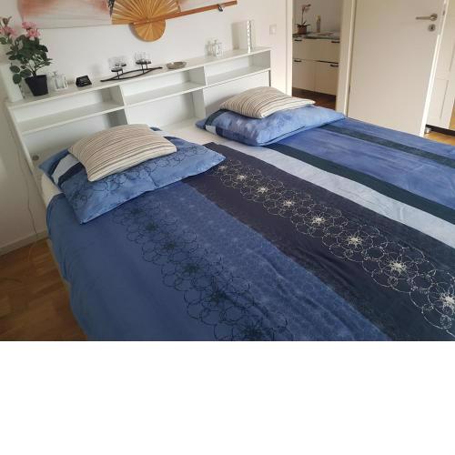Zimmer mit eigenem Bad in Märchenstadt!