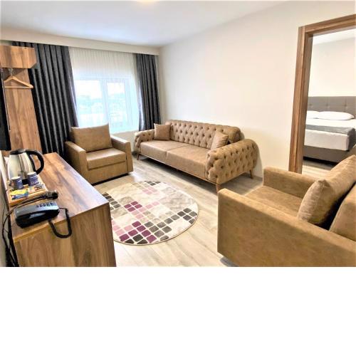 Zümrüt Palas Otel