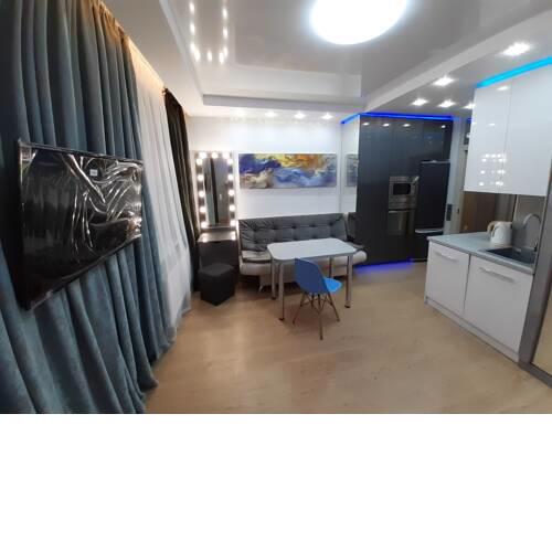 zwei Zimmer vier Betten